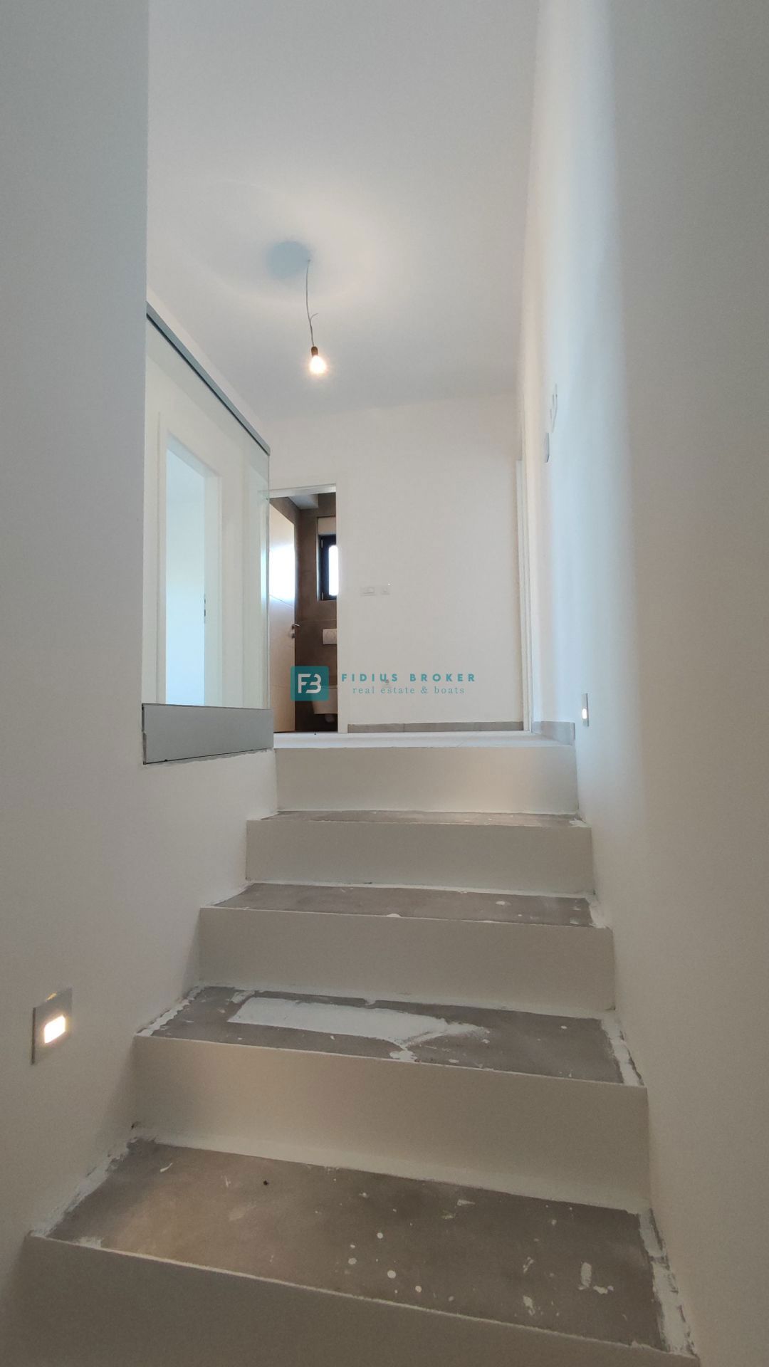 Flat For sale - ŠIBENSKO-KNINSKA VODICE