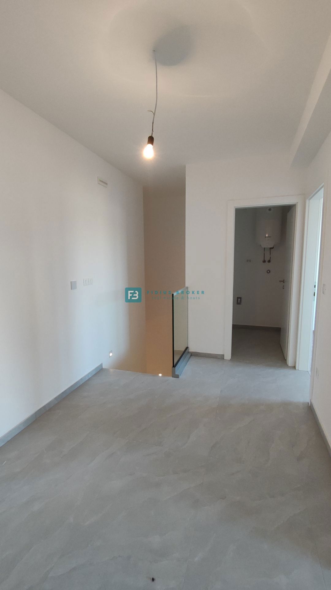 Flat For sale - ŠIBENSKO-KNINSKA VODICE