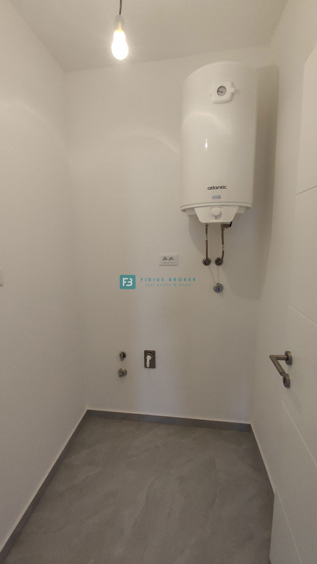 Flat For sale - ŠIBENSKO-KNINSKA VODICE