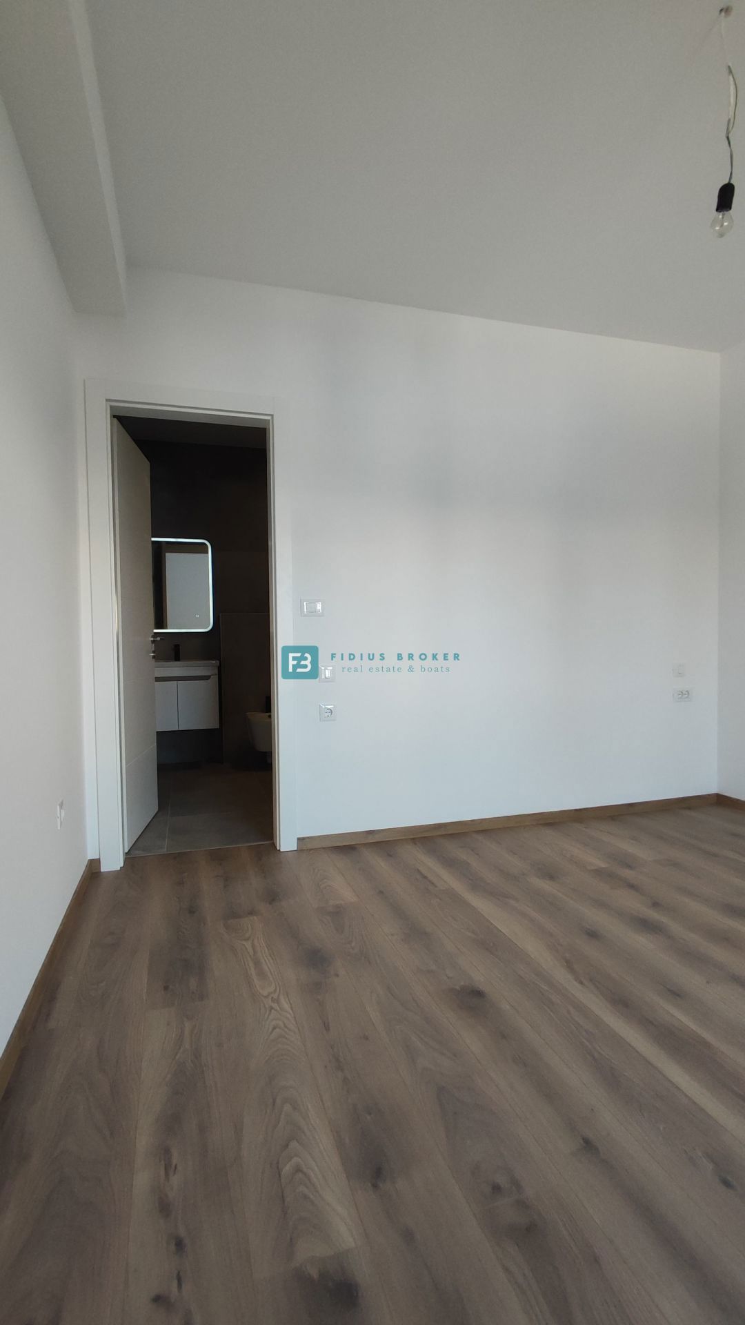 Flat For sale - ŠIBENSKO-KNINSKA VODICE