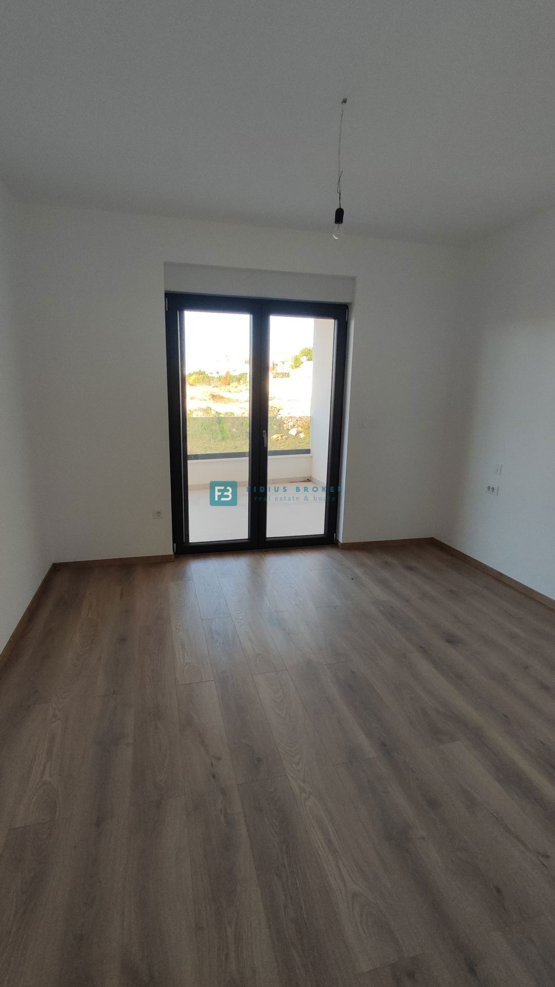 Flat For sale - ŠIBENSKO-KNINSKA VODICE