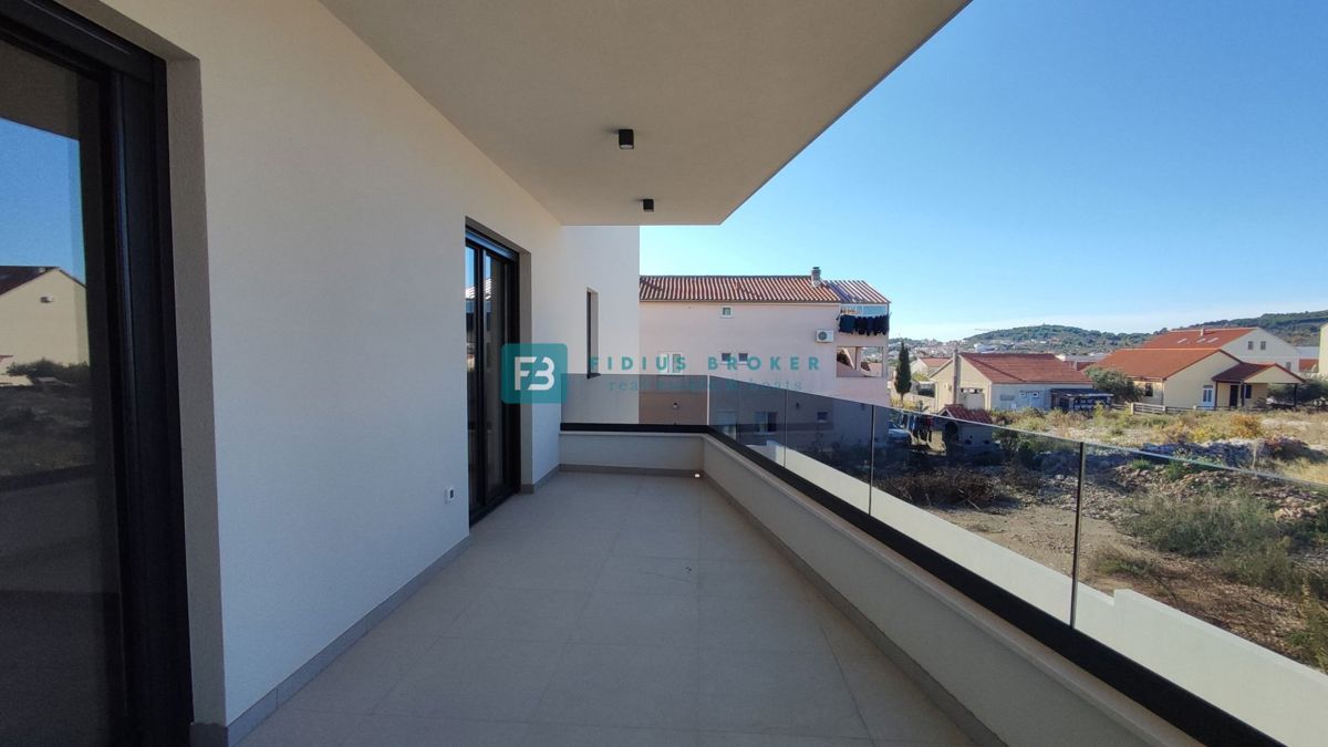 Flat For sale - ŠIBENSKO-KNINSKA VODICE