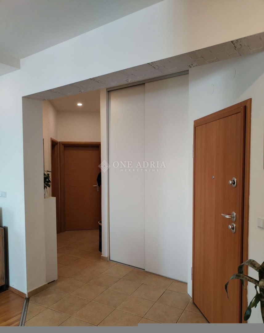 Flat For sale - PRIMORSKO-GORANSKA RIJEKA