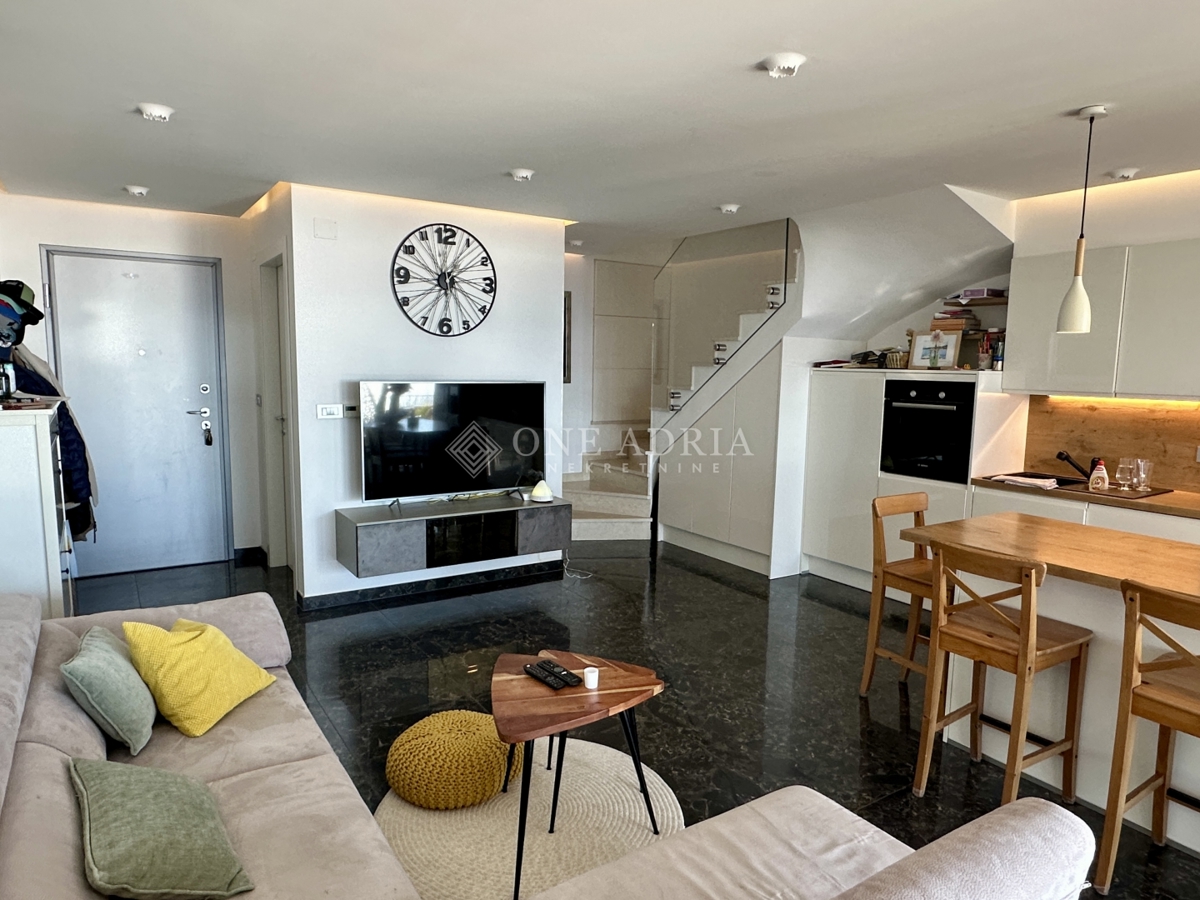 Apartmán Na predaj - PRIMORSKO-GORANSKA KOSTRENA