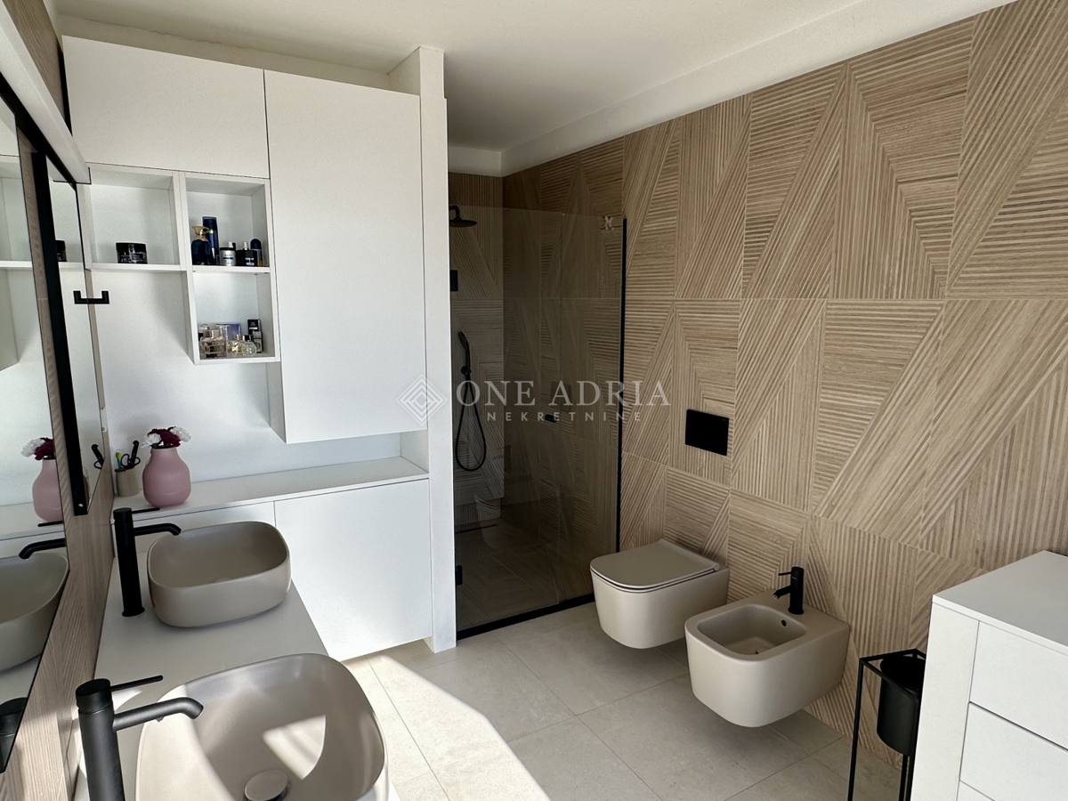 Apartmán Na predaj - PRIMORSKO-GORANSKA KOSTRENA