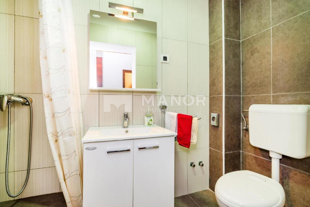 Maison À vendre - KARLOVAČKA RAKOVICA