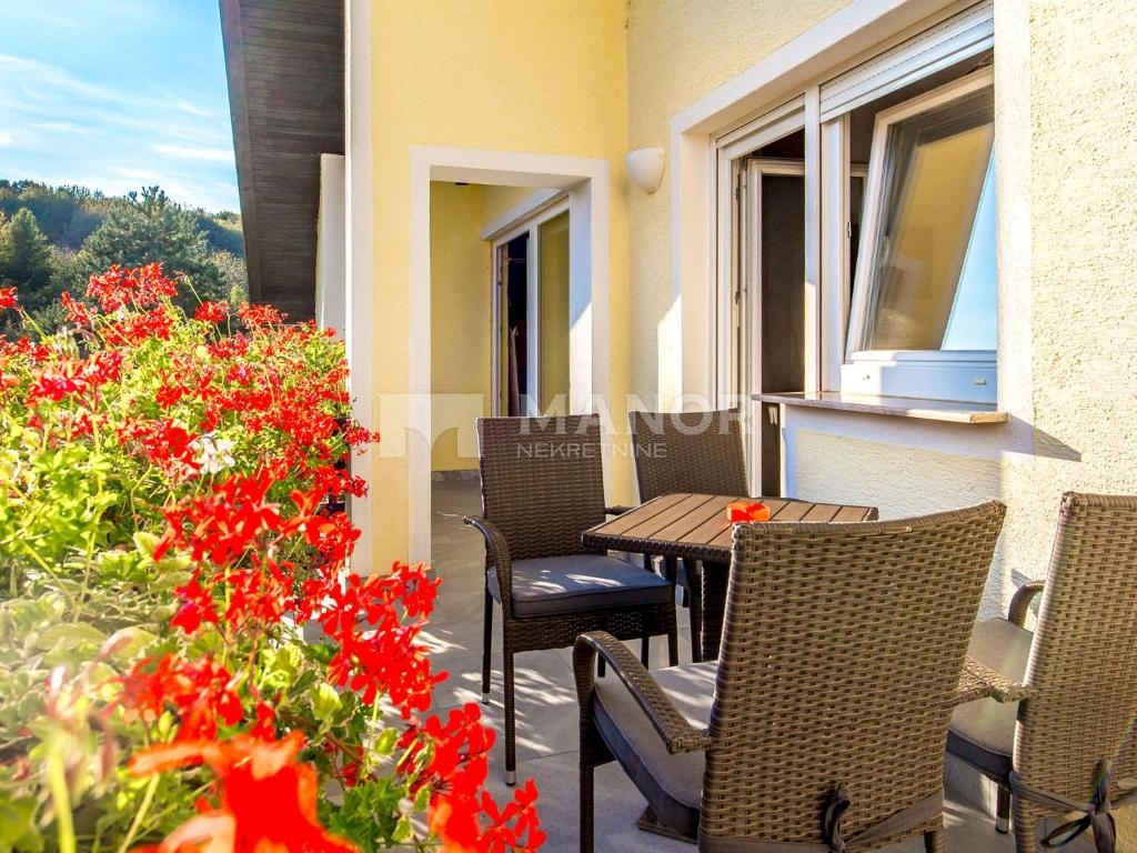 Maison À vendre - KARLOVAČKA RAKOVICA