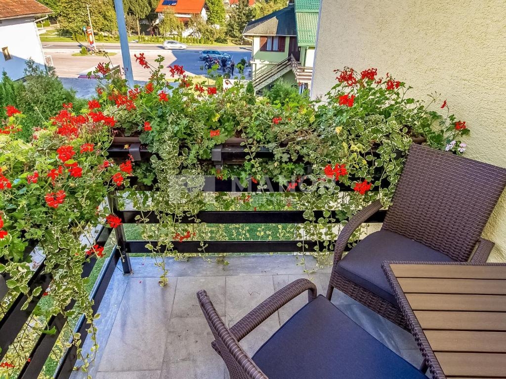 Maison À vendre - KARLOVAČKA RAKOVICA