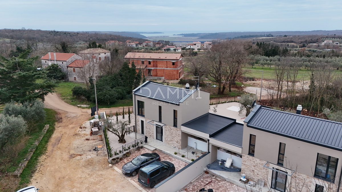 House For sale - ISTARSKA NOVIGRAD