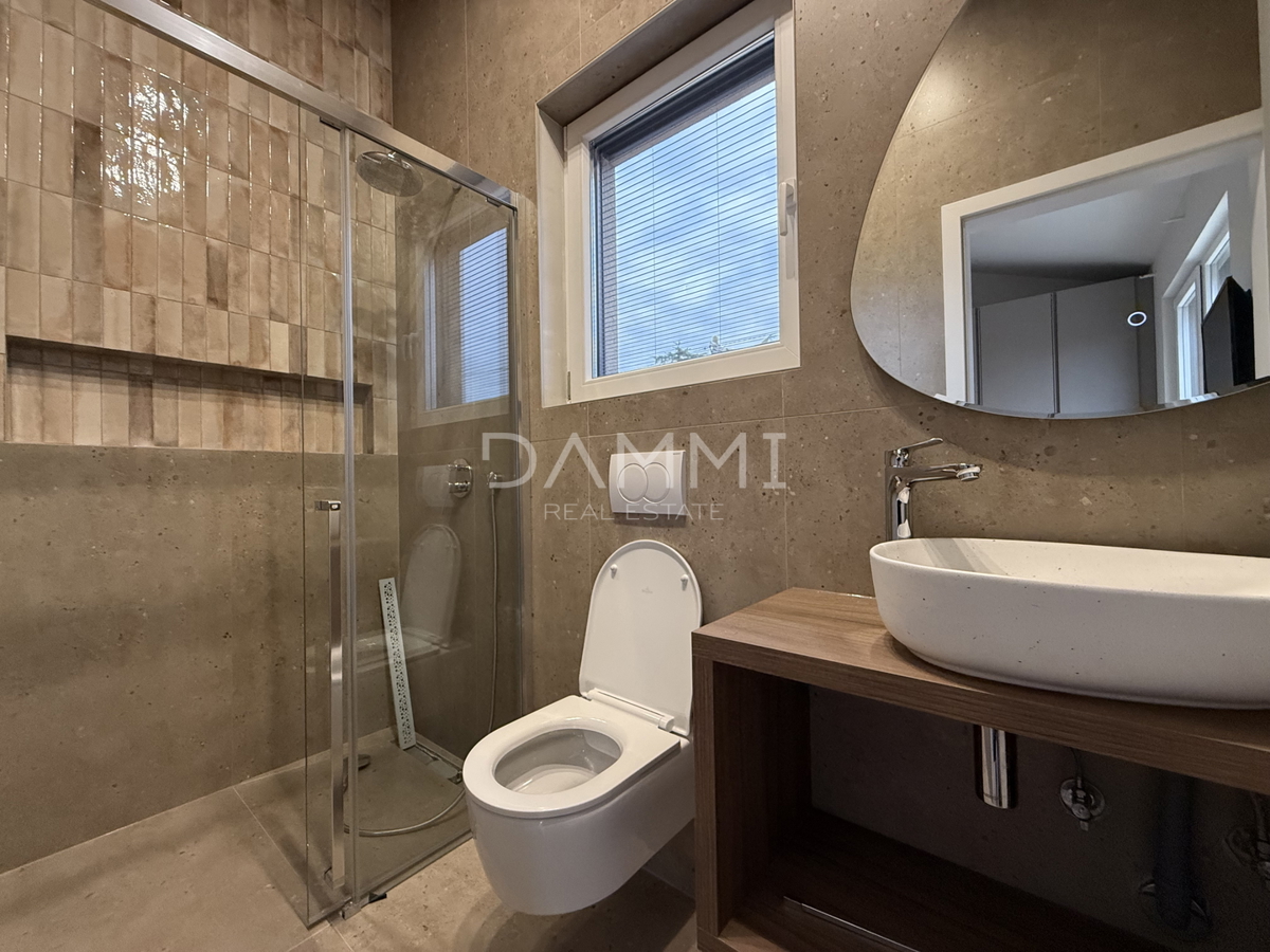 House For sale - ISTARSKA NOVIGRAD