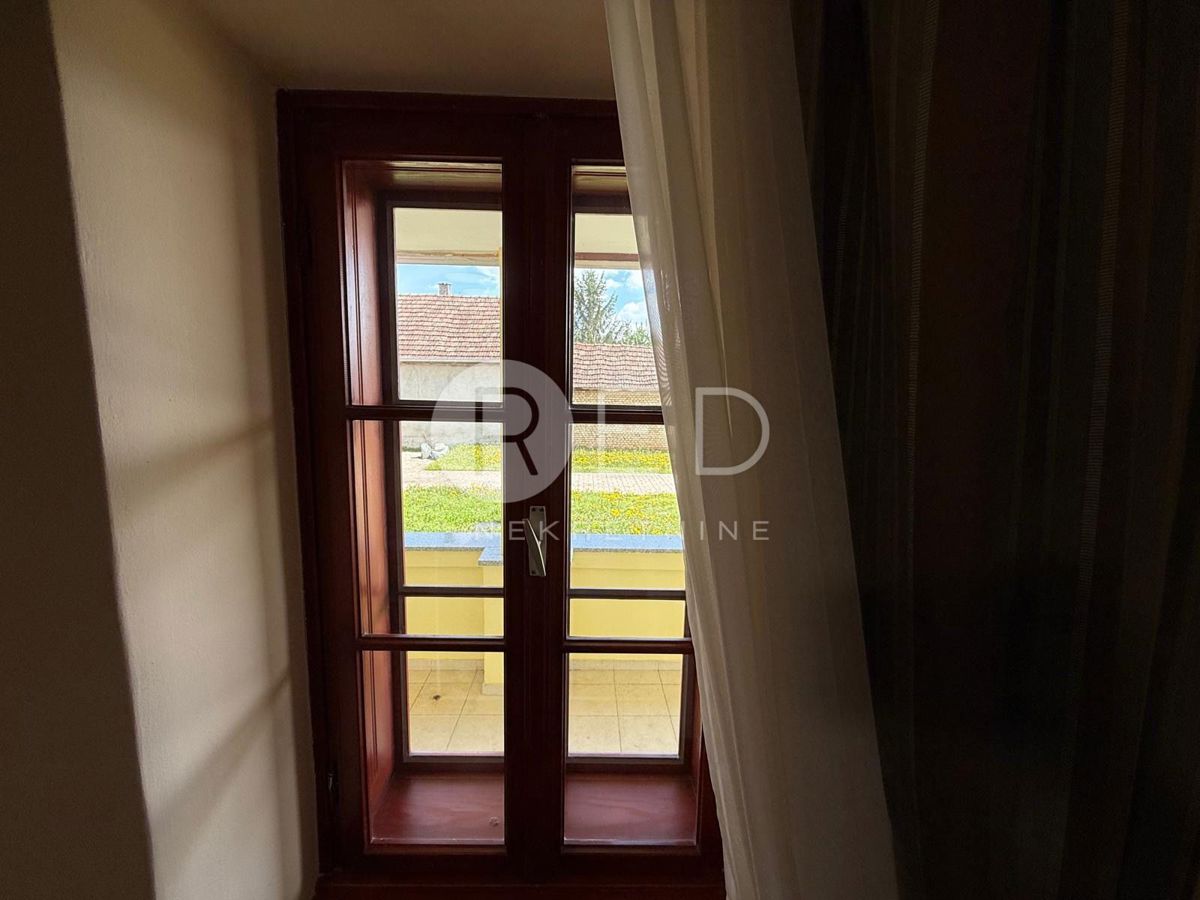 Maison À vendre - OSJEČKO-BARANJSKA ERDUT