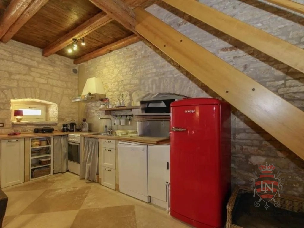Haus Zu verkaufen - ISTARSKA SVETVINČENAT