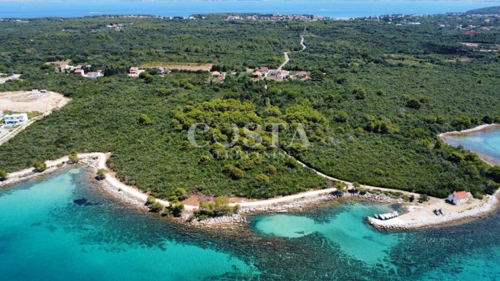 Pozemok na predaj 971 m² – Ugljan