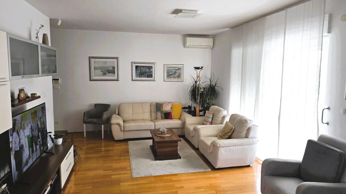Stan Na prodaju - SPLITSKO-DALMATINSKA SPLIT