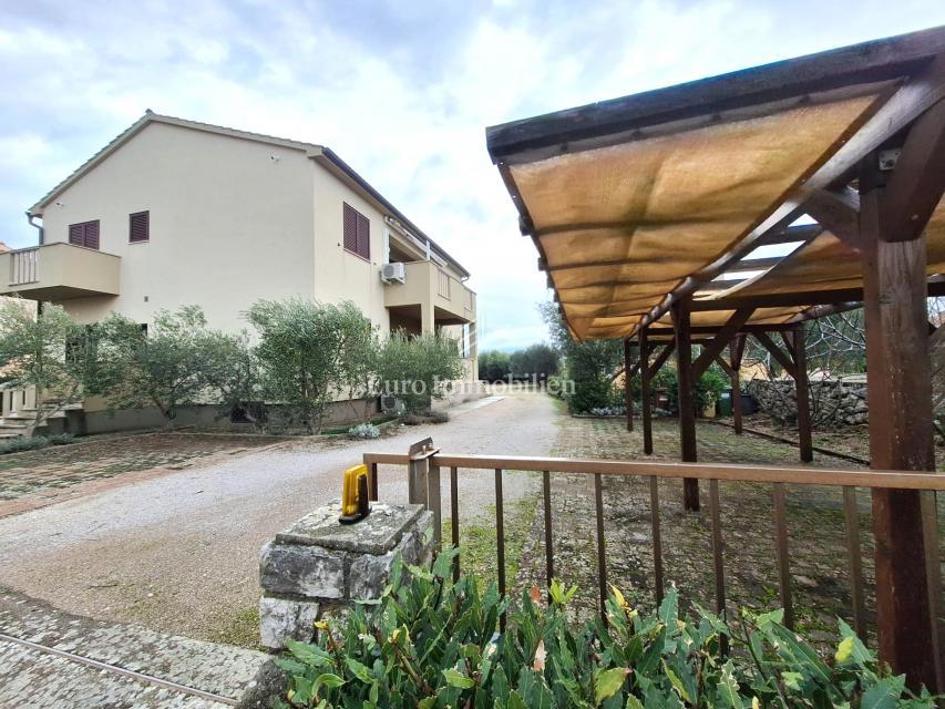 Haus Zu verkaufen - Primorsko-goranska Krk - foto 1/31