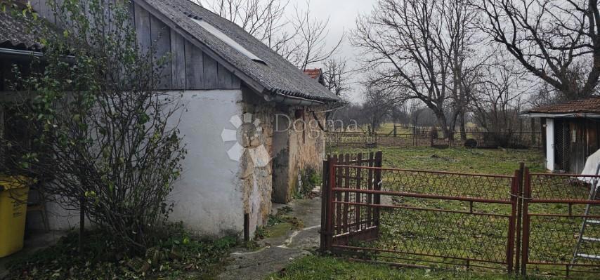 Hiša Na predaj - LIČKO-SENJSKA DONJI LAPAC