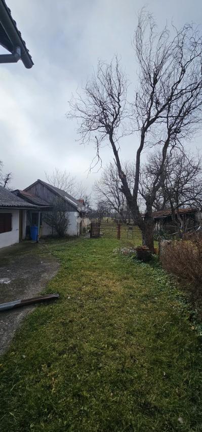 Hiša Na predaj - LIČKO-SENJSKA DONJI LAPAC