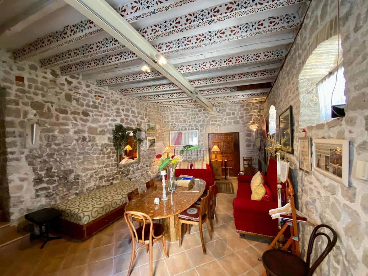 Flat For sale - šibensko-kninska šibenik - foto 1/11