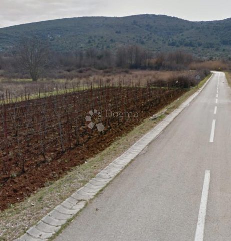 Pozemok na predaj 1065 m² – Pašman