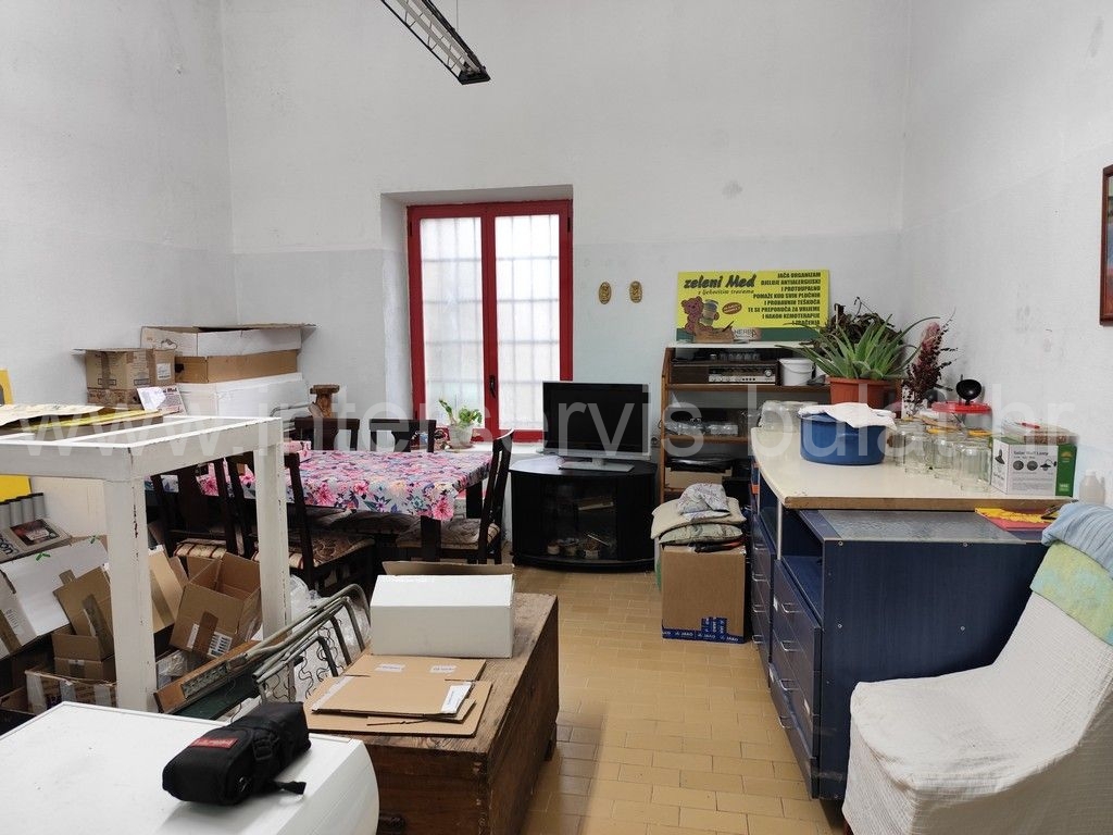 Commerciale In vendita - ŠIBENSKO-KNINSKA KNIN