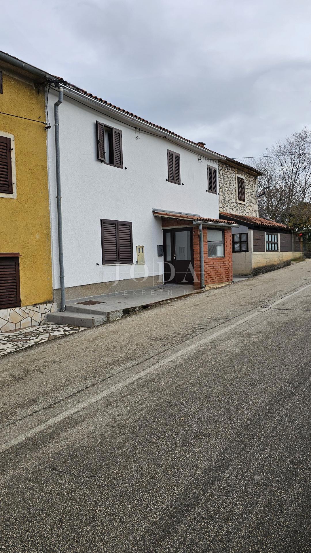 House For sale - Istarska Brtonigla - foto 1/8