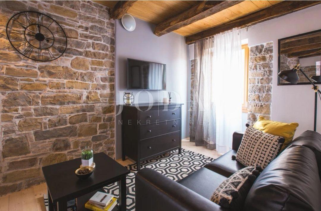 House For sale - ISTARSKA OPRTALJ