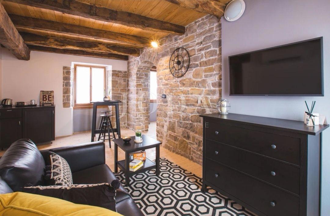 House For sale - ISTARSKA OPRTALJ