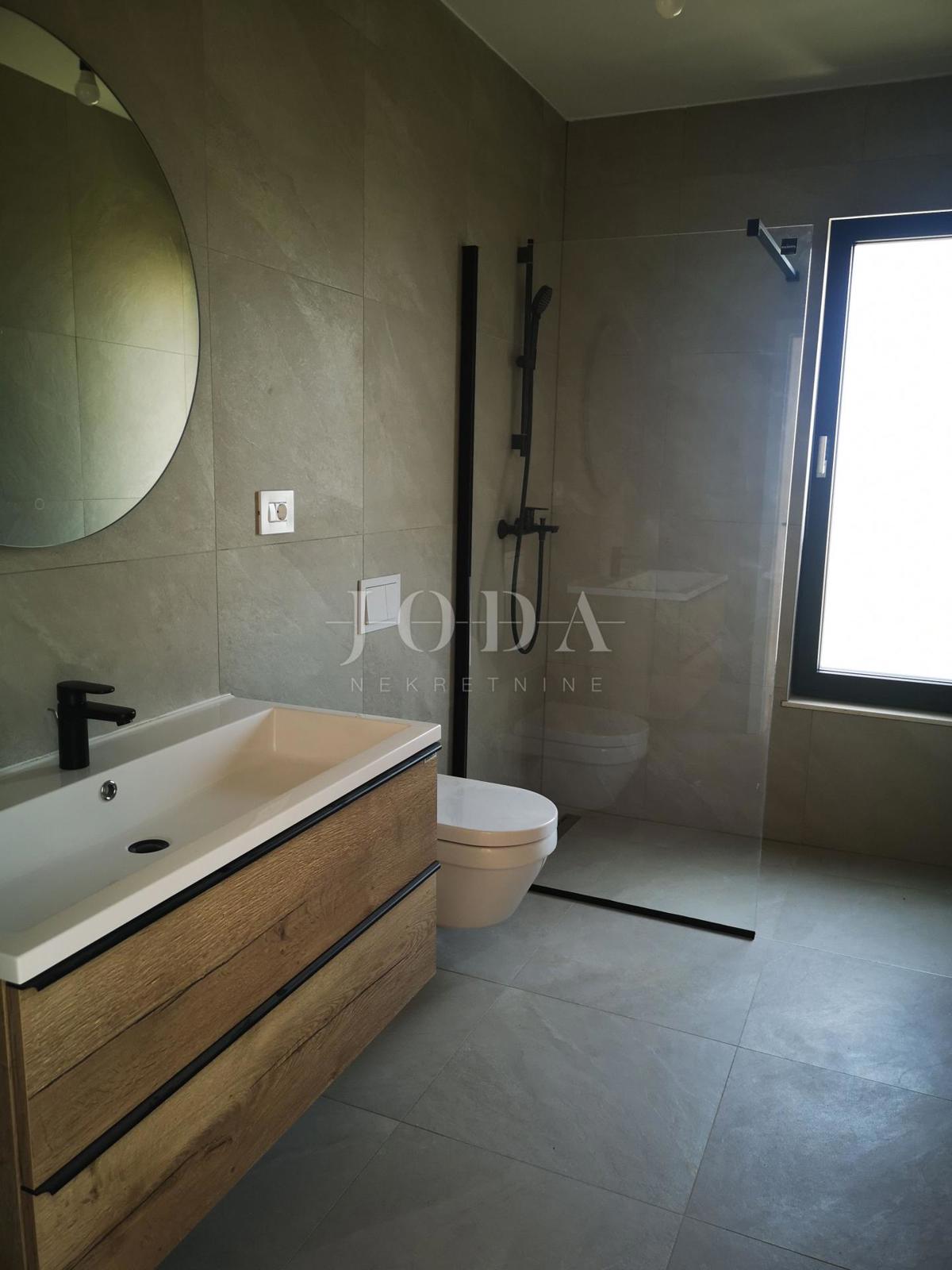 Casa In vendita - ISTARSKA ŽMINJ