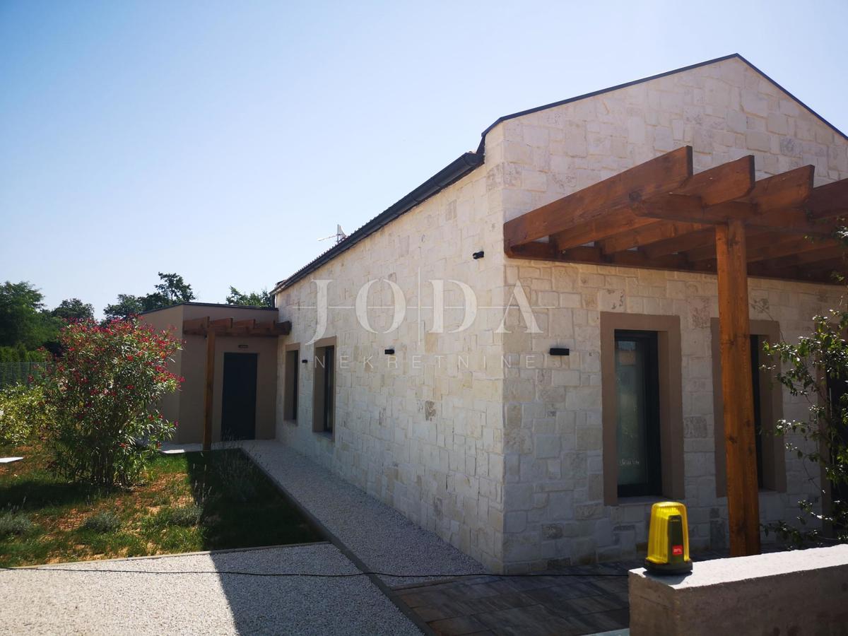 Casa In vendita - ISTARSKA ŽMINJ