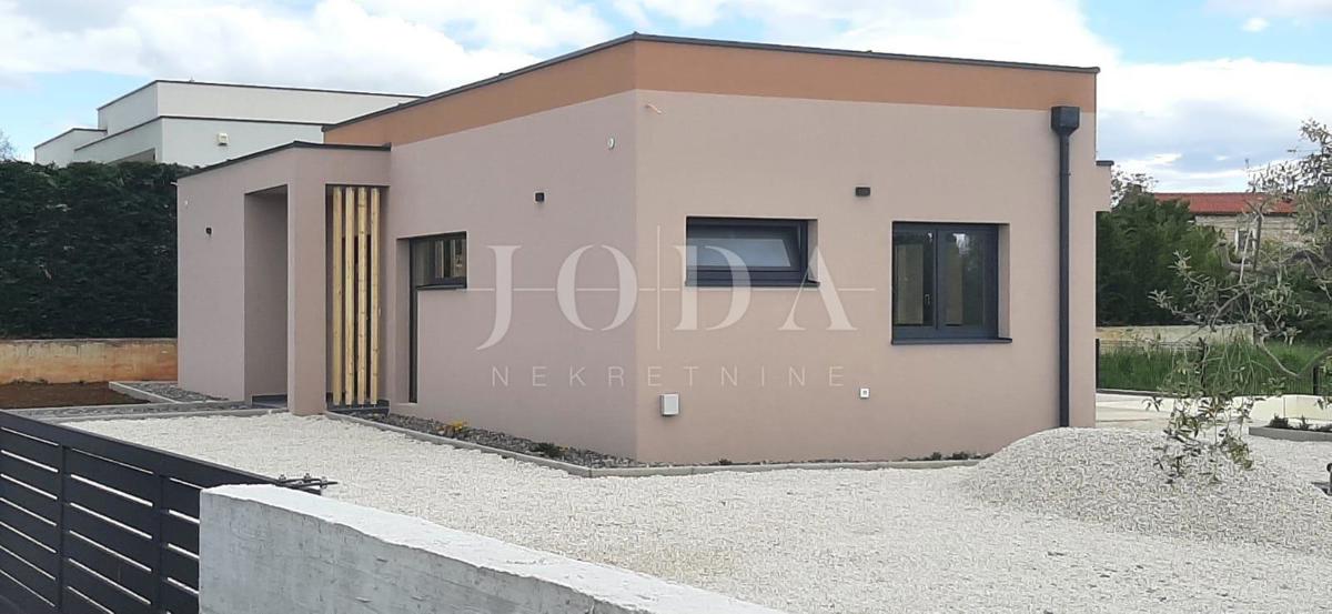 Kuća Na prodaju - Istarska Svetvinčenat - foto 1/22