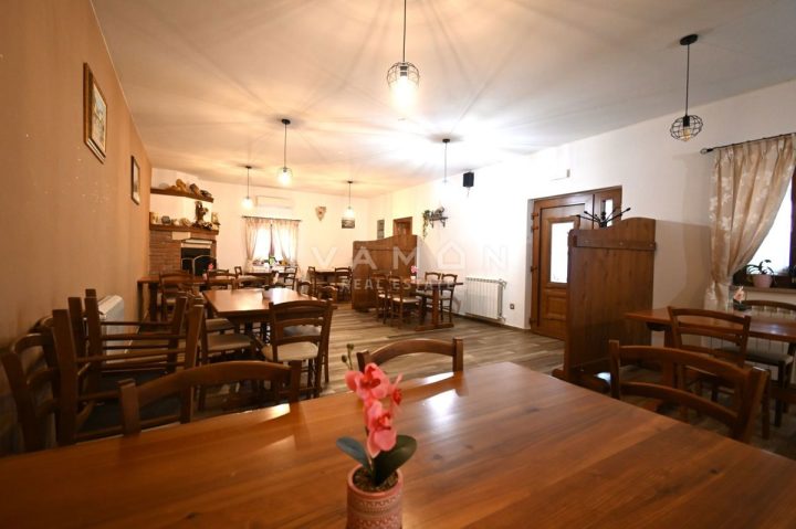 Maison à vendre 245 m² – Poreč