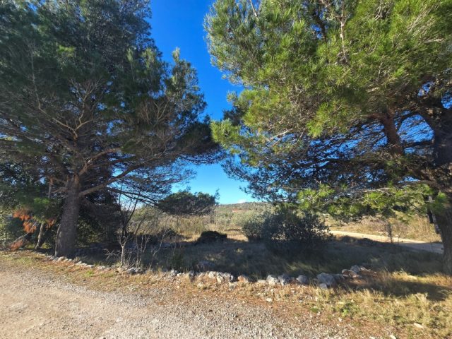 Pozemek na prodej 2340 m² – Murter