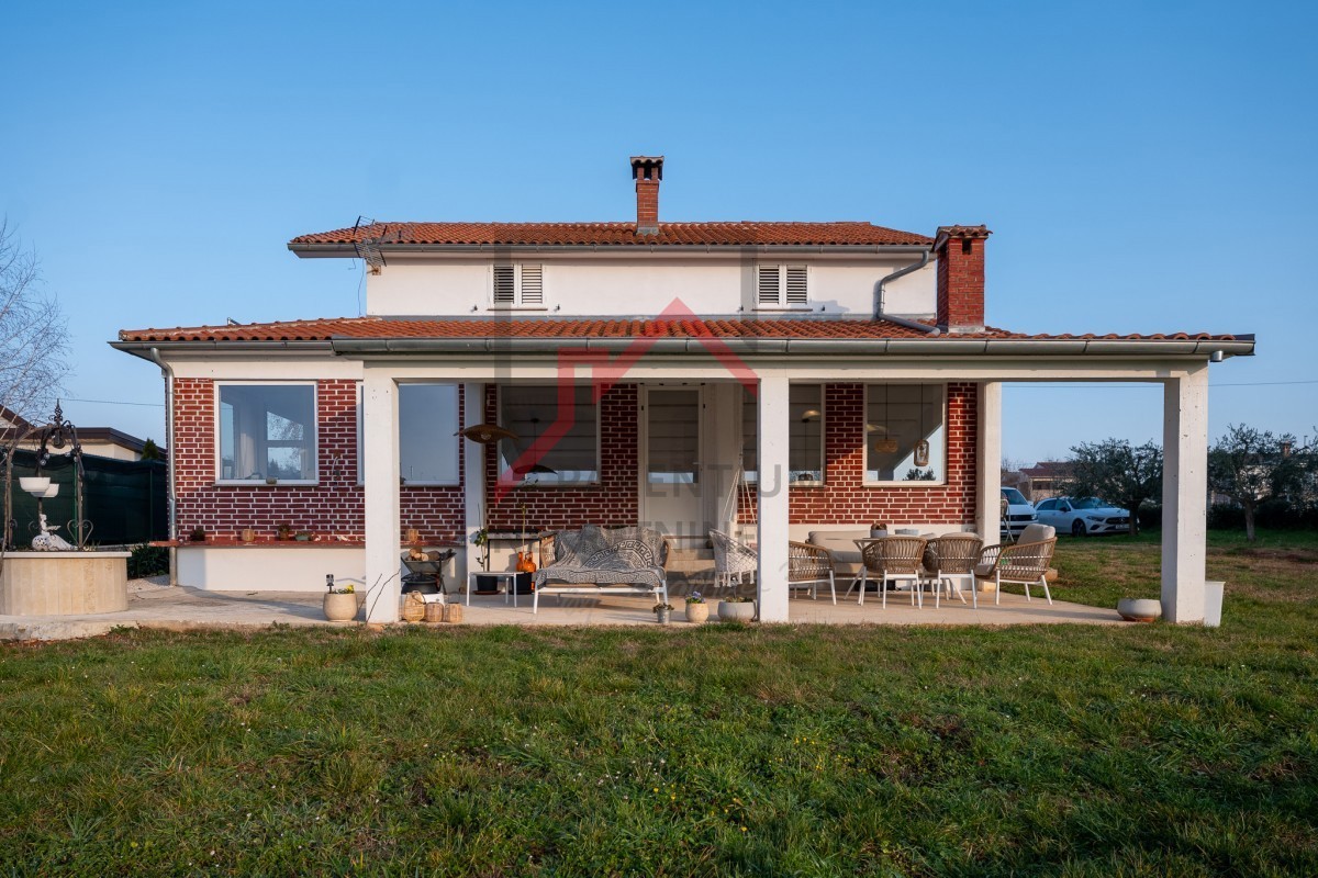 Kuća Na prodaju - ISTARSKA POREČ