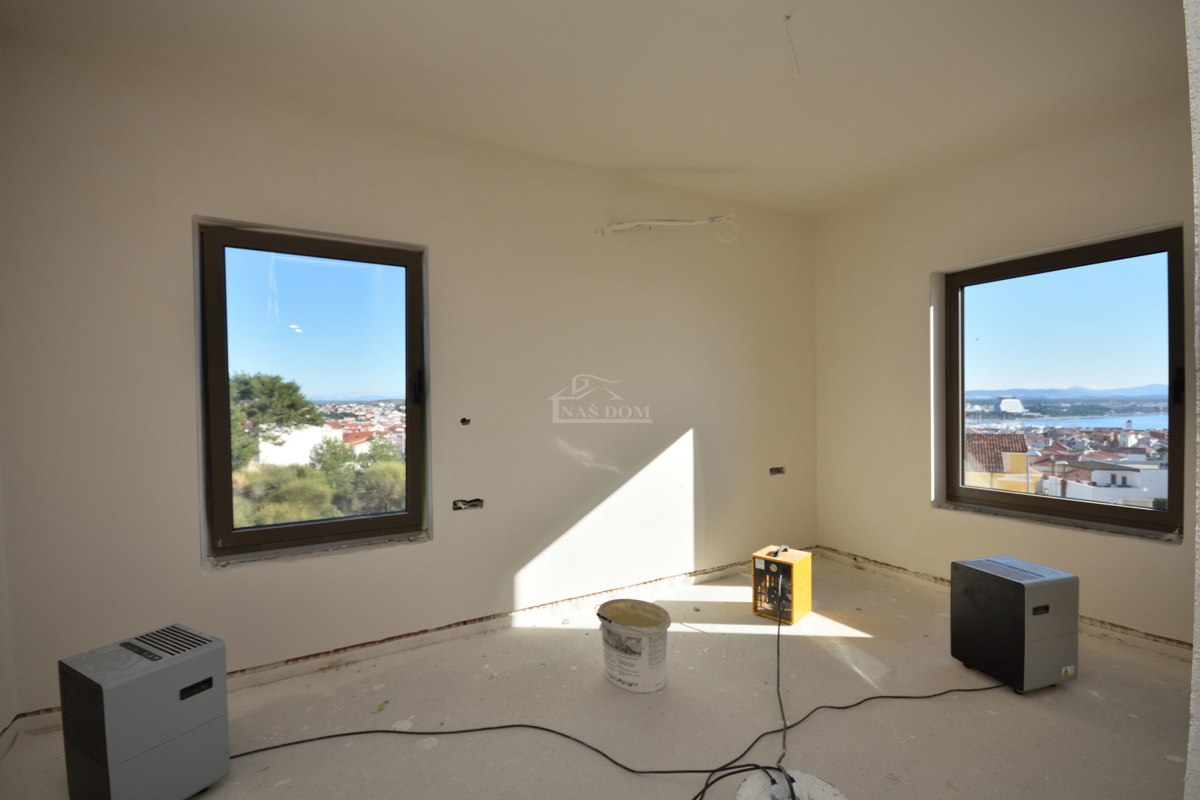 Apartma Na predaj - ŠIBENSKO-KNINSKA VODICE