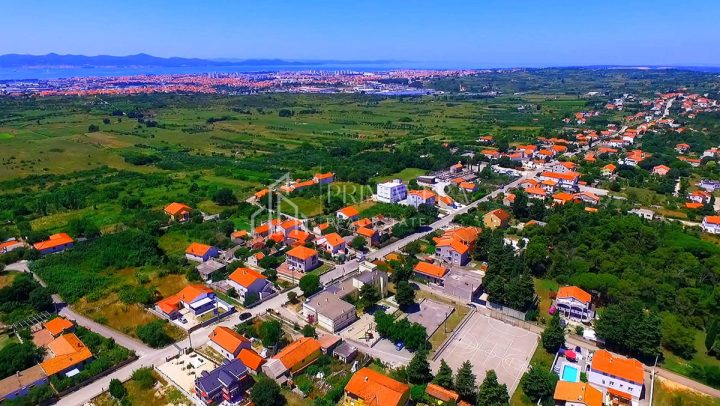Działka na sprzedaż 978 m² – Zadar