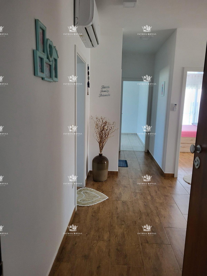 Flat For sale - ISTARSKA NOVIGRAD