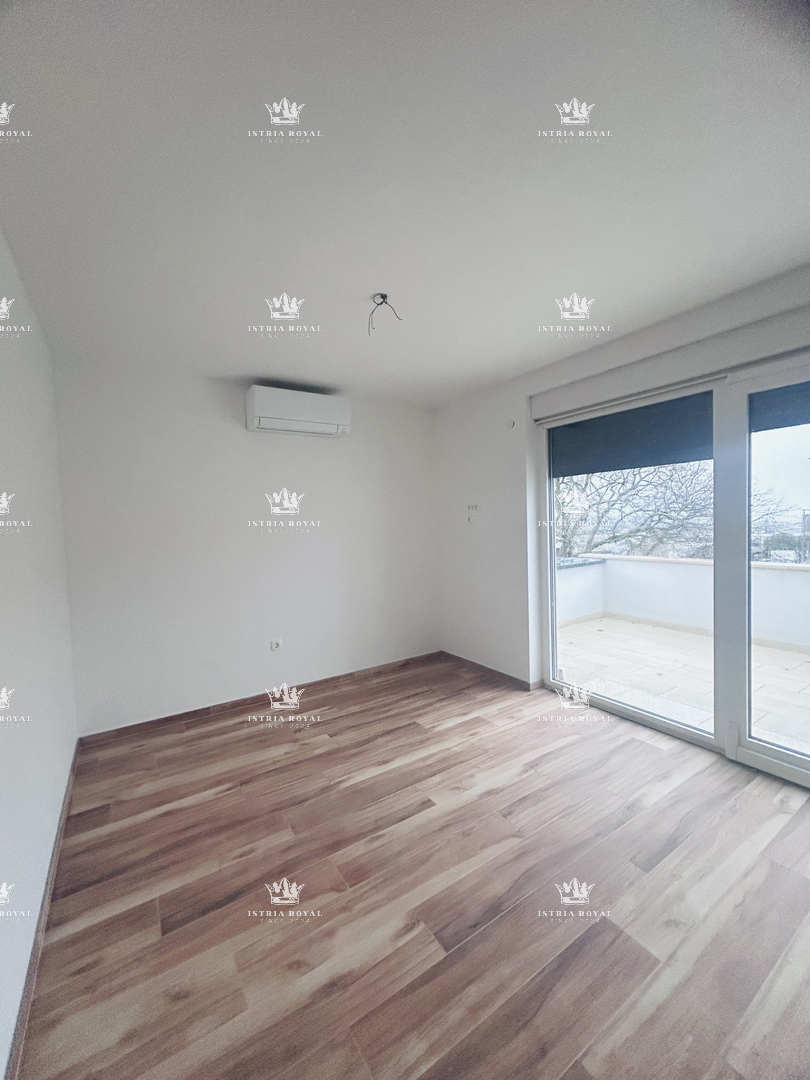 Flat For sale - ISTARSKA NOVIGRAD