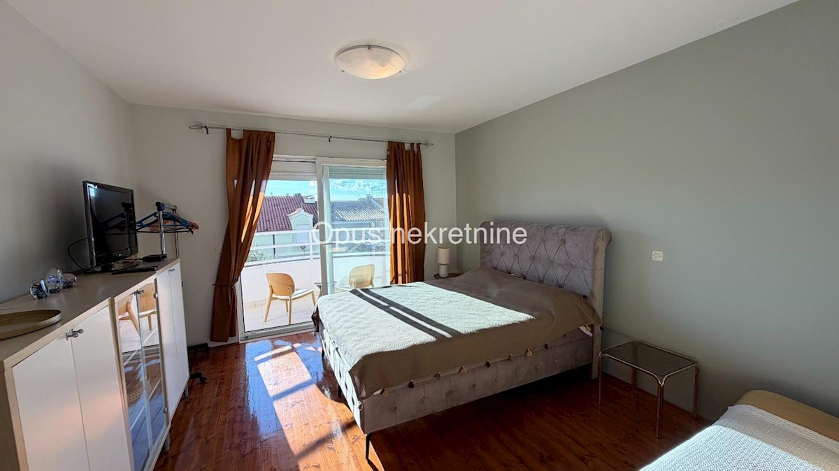 Apartment Zu verkaufen - SPLITSKO-DALMATINSKA BAŠKA VODA