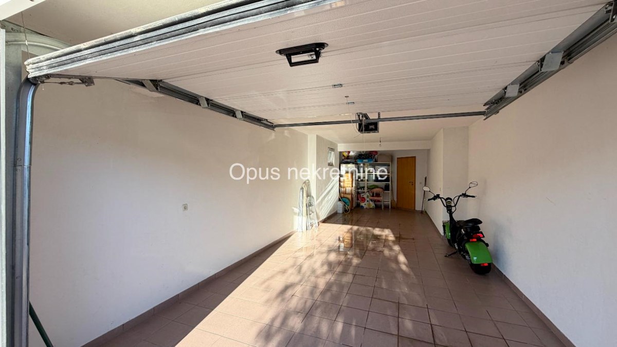 Apartment Zu verkaufen - Splitsko-dalmatinska Baška Voda - foto 3/36