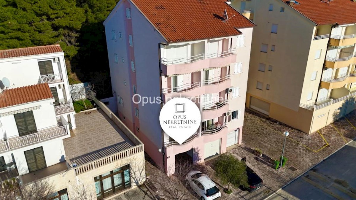 Apartment Zu verkaufen - SPLITSKO-DALMATINSKA BAŠKA VODA