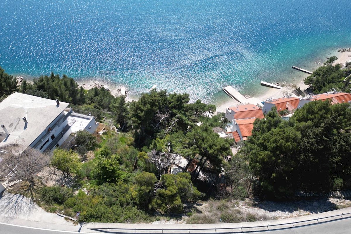 Pozemek Na prodej OMIŠ