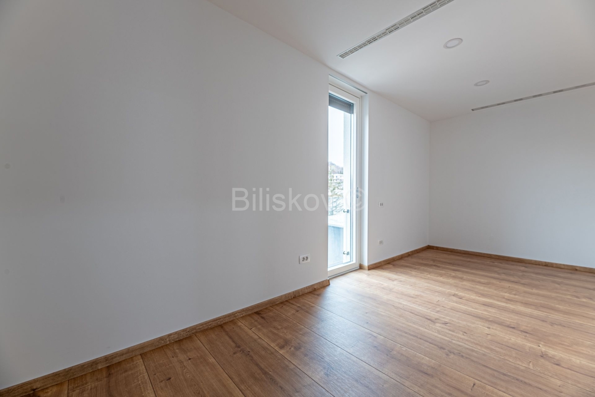Casa In vendita - GRAD ZAGREB ZAGREB
