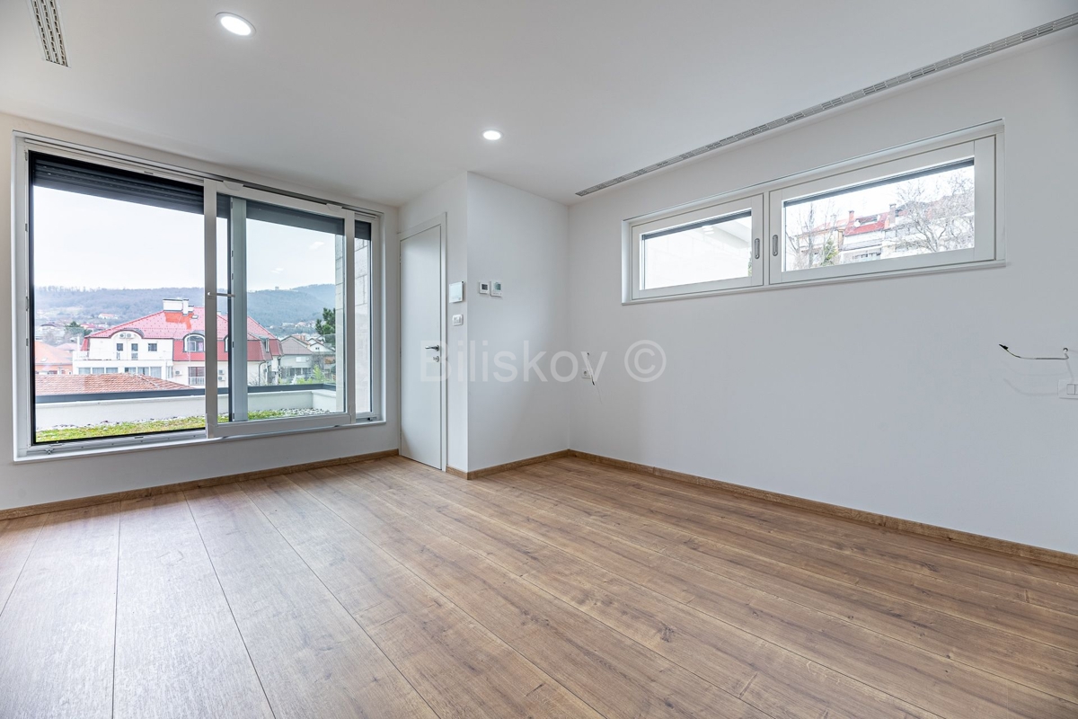 Casa In vendita - GRAD ZAGREB ZAGREB