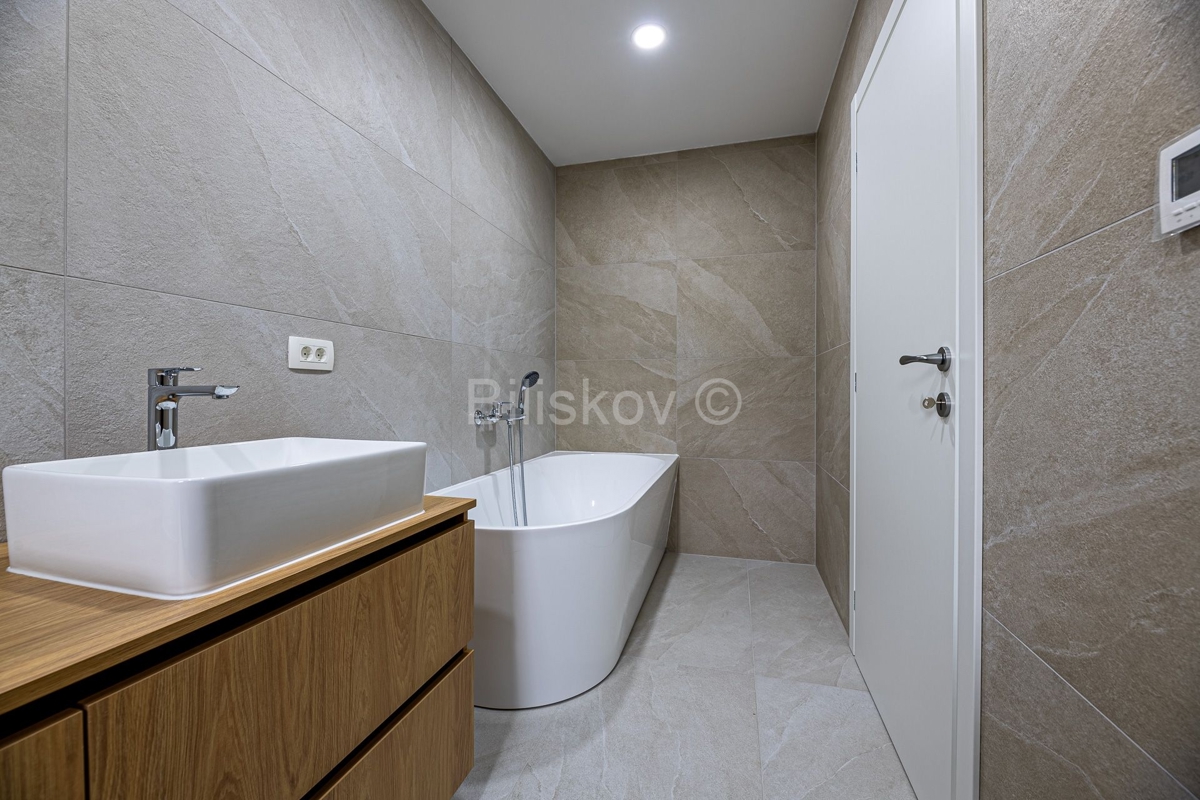 Casa In vendita - GRAD ZAGREB ZAGREB