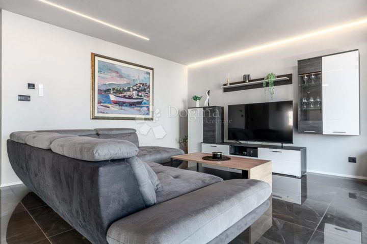 Apartment zu vermieten 105 m² – Rijeka