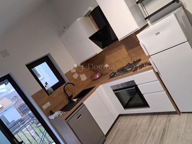 Apartma za najem 30 m² – Viškovo