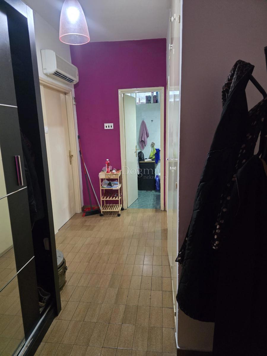 Flat For sale - SPLITSKO-DALMATINSKA SPLIT