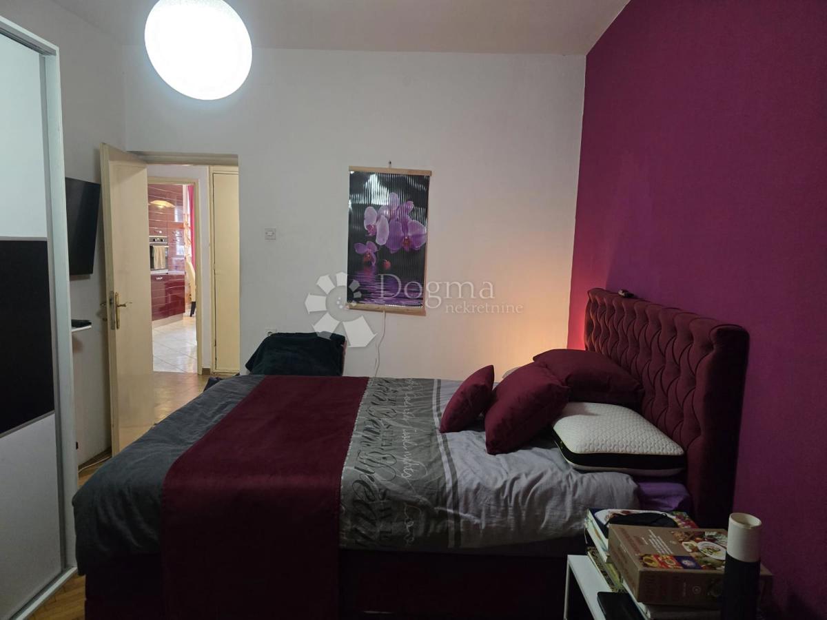 Flat For sale - SPLITSKO-DALMATINSKA SPLIT