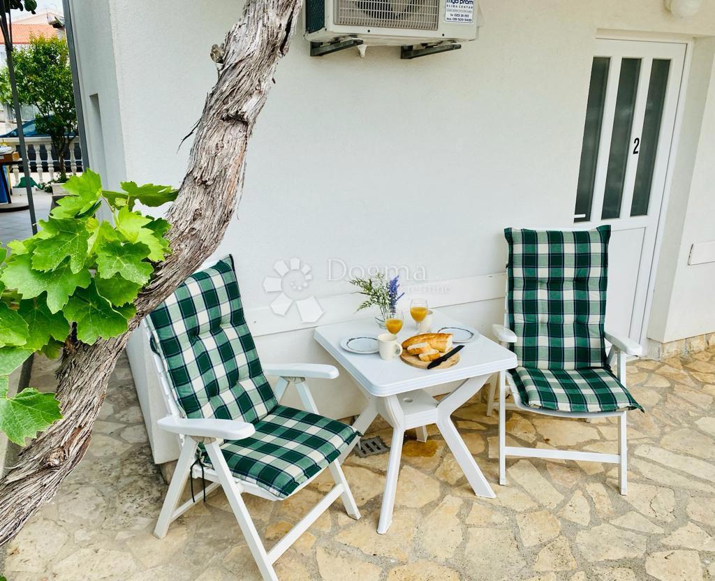 Casa In vendita - ŠIBENSKO-KNINSKA ROGOZNICA