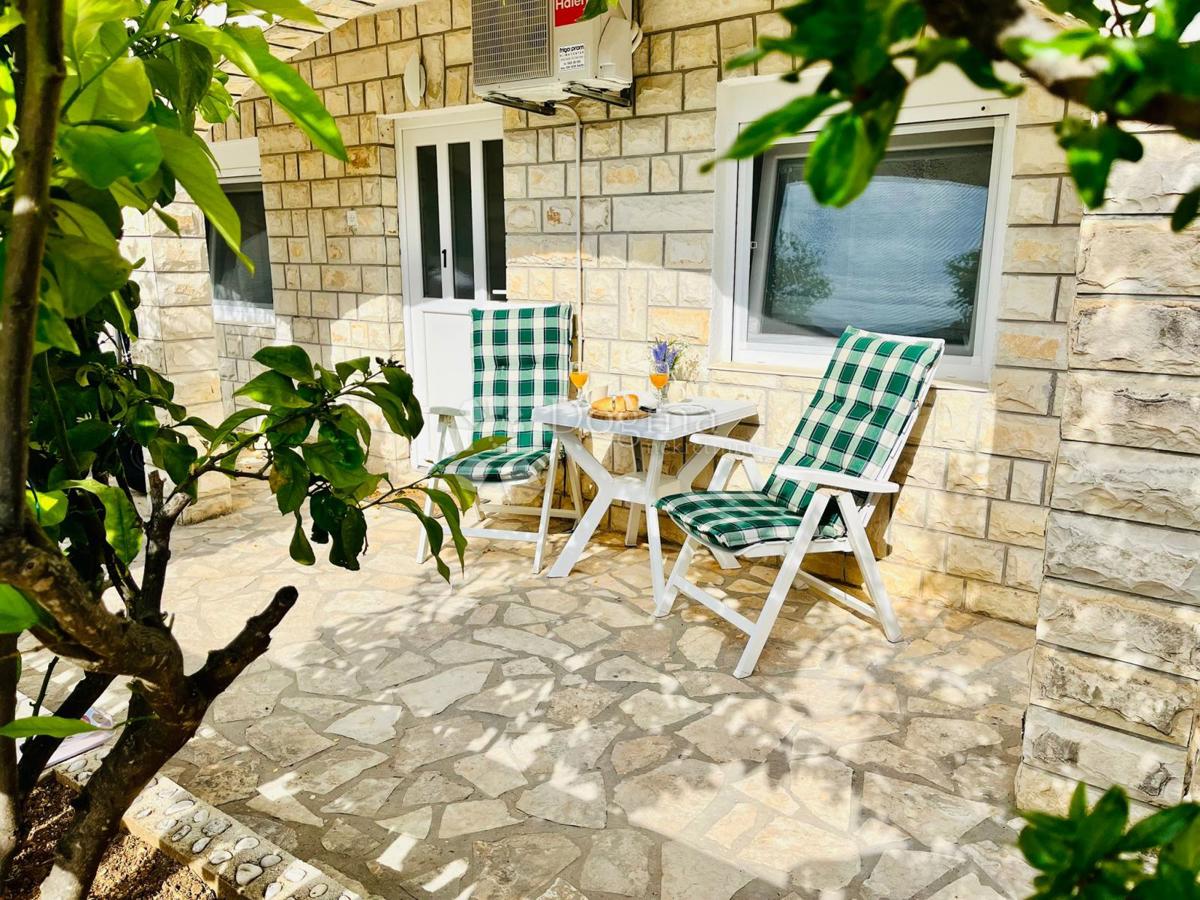 Casa In vendita - ŠIBENSKO-KNINSKA ROGOZNICA